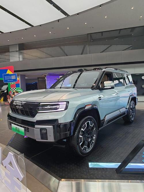 深圳罗湖区阳翔欧企业管理咨询比亚迪方程豹硬派越野的爆款，英菲尼迪35周年与你共成长